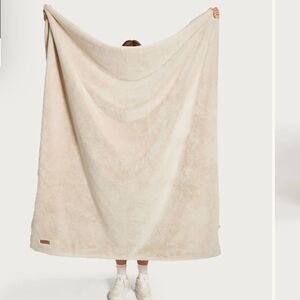Unhide Lil’ Marsh Beige Throw Blanket 50”x60”